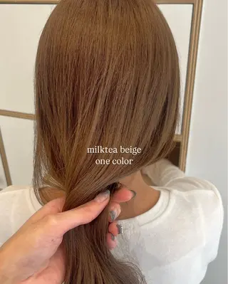 ロング カラー 山口 愛結のヘアスタイル