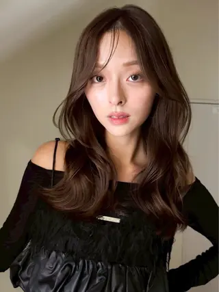 セミロング カラー Amaretto かなのヘアスタイル