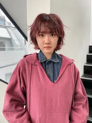 ミディアム カラー ファッションに 溶け込むstyleのヘアスタイル