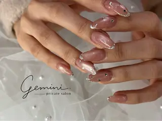 ネイル Gemini. 【ジェミニ】のネイルデザイン