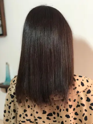 ミディアム カラー 嶌田 沙紀のヘアスタイル