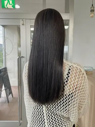 ロング 荒川泰輝/オリーブ カラー/透明感カラーのヘアスタイル