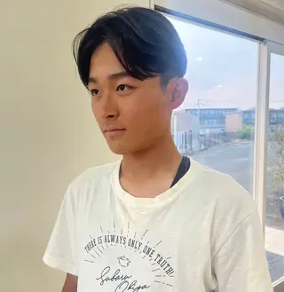 メンズ 宮成 佳歩のヘアスタイル