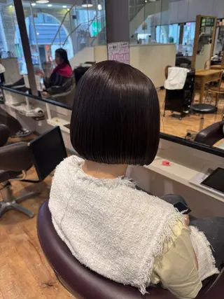 ショート カラー hip's eyes 渡辺舜のヘアスタイル