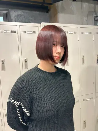 ショート カラー 僕なら縮毛矯正してて もブリーチできますのヘアスタイル