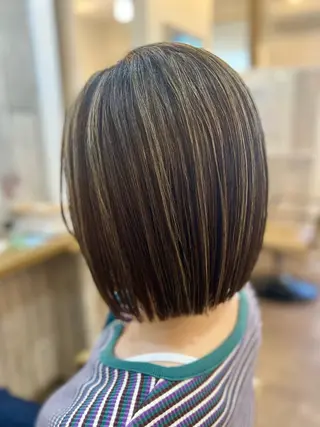 ミディアム 平野 沙織のヘアスタイル