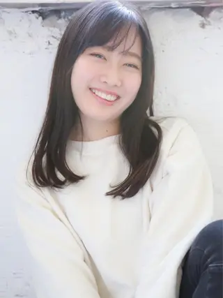 ミディアム カラー パーマ 野崎 ひかりのヘアスタイル