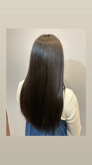 ロング カラー 鈴木 虹遥のヘアスタイル