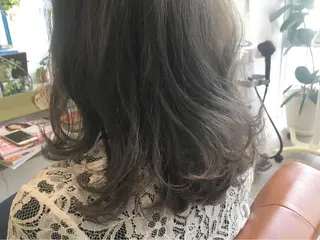 セミロング カラー nakahara madokaのヘアスタイル