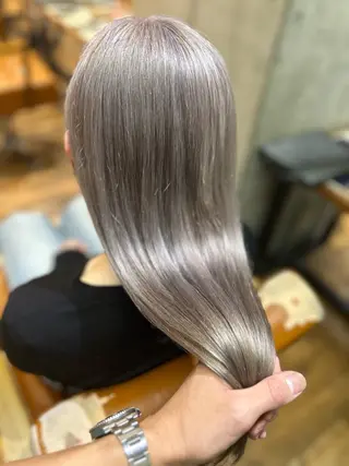 セミロング カラー 🎨デザイン🥇 美髪・艶髪　日暮千敬のヘアスタイル