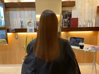 セミロング カラー モトエ ジュニアスタイリストのヘアスタイル