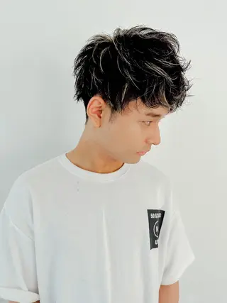 カラー メンズ ハイトーンカラー RYUのヘアスタイル