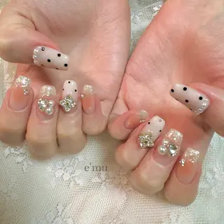 ネイル nail salon e'mu💐のネイルデザイン