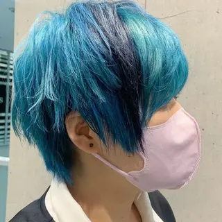 ショート カラー ヘアアレンジ アニメ髪・ウルフ🦇 樋口莉夏のヘアスタイル