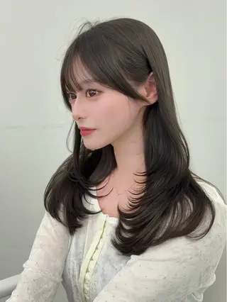 ロング カラー 韓国ヘア/レイヤー/ 顔まわり足立遥奈のヘアスタイル