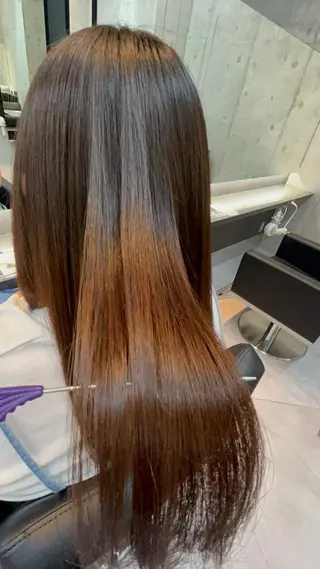 ロング タク エルのヘアスタイル