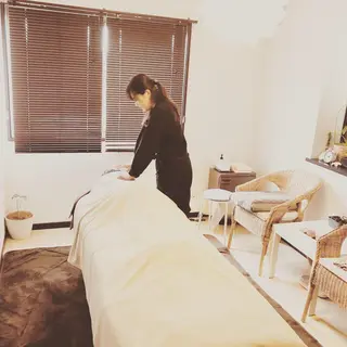 Lomilomi Sun所属・佐々木 早苗のエステ・リラクイメージ