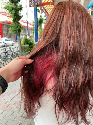 セミロング ゆぴ☾‪/推しカラー /ハイトーンのヘアスタイル