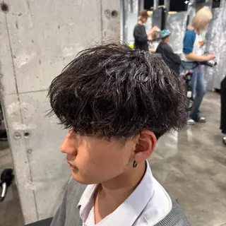 メンズ フェザーパーマ職人 🪽yutoのヘアスタイル