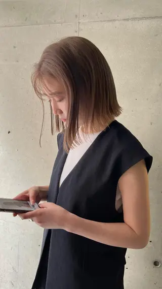 ミディアム カラー 美髪・シールエクステ ホソタニリョウコのヘアスタイル