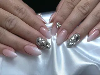 ネイル alma (アルマ)のネイルデザイン