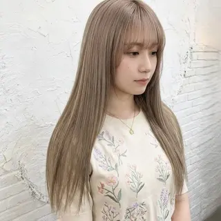 ロング ベージュ＊Spica 【ミルクティー】のヘアスタイル