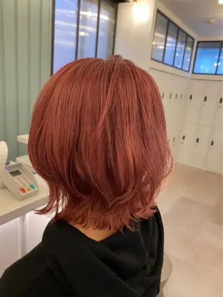 ミディアム カラー Emerge 新宿東口店所属・堀山 佳奈のヘアスタイル