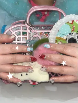 ネイル DL・BEAUTY / YUKIのネイルデザイン