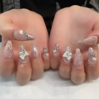 ネイル 💎🐰 saki. m 🐰💎のネイルデザイン