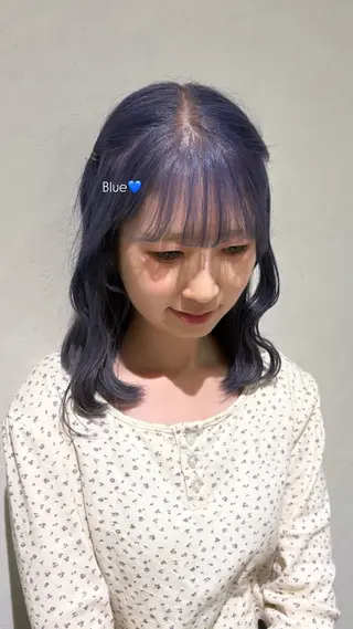 ミディアム DOLL hair所属・なぎさ / 透明感カラー🫧のヘアスタイル