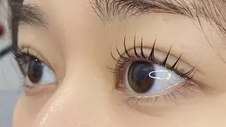 マツエク・マツパ DELICAT リサのマツエク・マツパデザイン