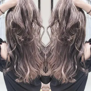 ロング カラー N° jillva ♦️川端裕司♦️のヘアスタイル