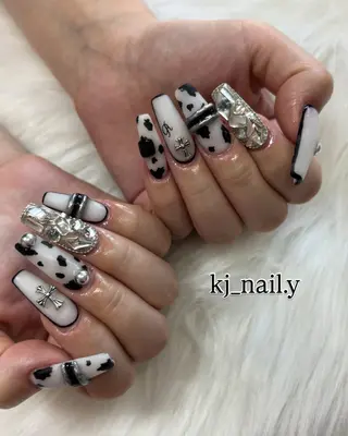 ネイル kajitani yukinaのネイルデザイン