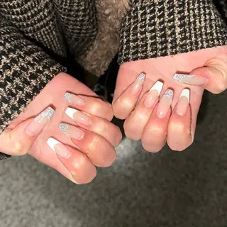 ネイル Momo🍑 【パラジェル取扱店】のネイルデザイン