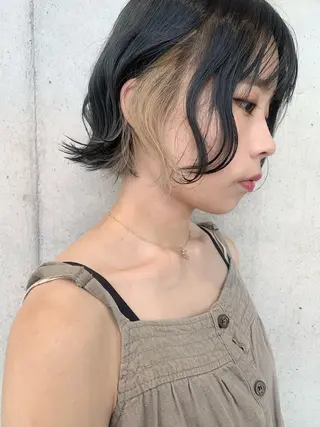 ショート カラー 透明感/オリーブ/ グレージュ/YUKAのヘアスタイル