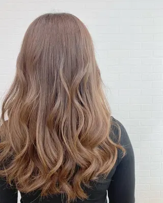 セミロング GRANLUSSO 〜グランルッソ駅前店所属・木口 嘉美のヘアスタイル