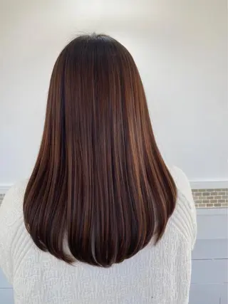 セミロング 岩井 佑城のヘアスタイル