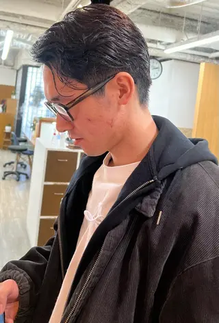 ショート パーマ メンズ 透明感カラー/ イルミナカラーヒロキのヘアスタイル