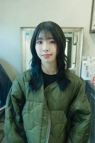 セミロング ぱる/透明感カラー パーマ/カットのヘアスタイル