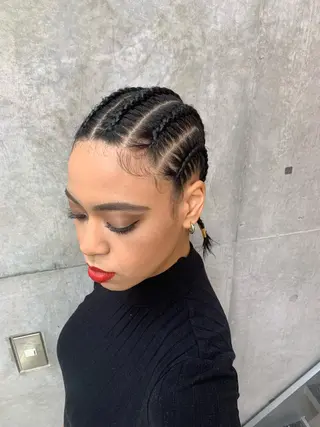 ミディアム ヘアアレンジ HONEY TRAP!所属・HARURU🪮✨ ブレイズ海外ヘアのヘアスタイル