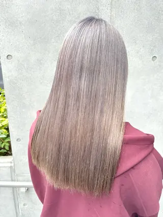ロング カラー 一目惚れ艶ハイトーン バンド/しほ🪄のヘアスタイル
