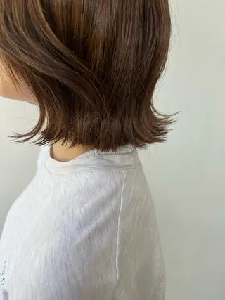 ミディアム 小山 水綺のヘアスタイル