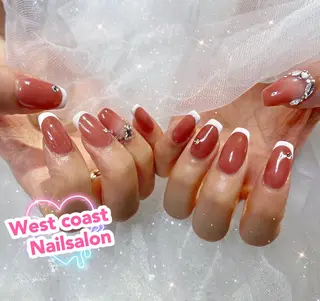 ネイル リボン、ガーリー パーツ放題専門店のネイルデザイン