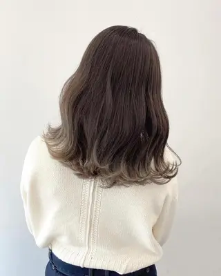 ミディアム カラー パーマ ヘアアレンジ メンズ キッズ ネイル マツエク・マツパ アイブロウ 推し活に可愛く艶モテ カラー/巻きキョウコのヘアスタイル