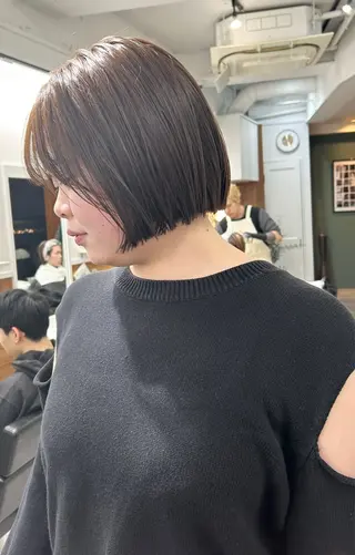 ショート カラー レイヤーボブ/ 艶カラー/サナ🌼のヘアスタイル