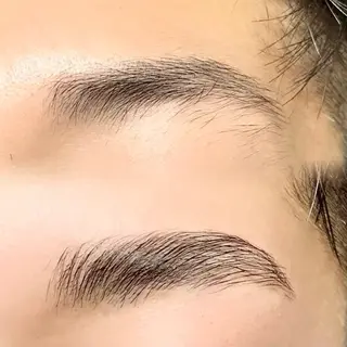 アイブロウ まつげパーマ・マツエク・アイブロウ専門店Anna eyelash広瀬通店所属・🌿 佐藤 莉奈のマツエク・マツパデザイン