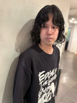 ミディアム パーマ メンズ 優作 〜圧倒的信頼〜のヘアスタイル