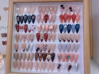 ネイル UMI ネイルサロン新宿🎀のネイルデザイン