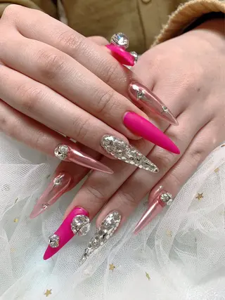 ネイル 明 美のネイルデザイン