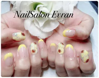 ネイル Nail salon Evranのネイルデザイン